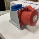 Pindpesa 16A 5P IP44+SCHUKO